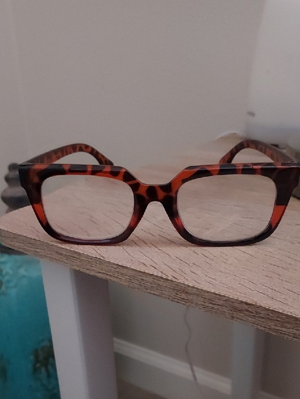 Tortoiseshell Square Frame Glasses